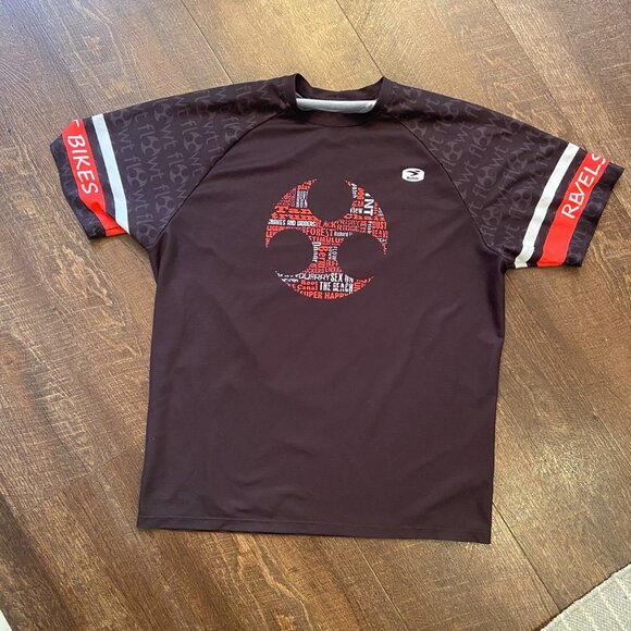 Sugoi Turbo Tee 'Revelstoke Cycles' - Small - Picture 2 of 7